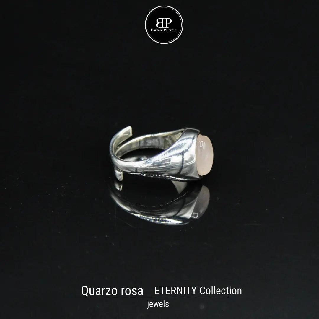 Ewigkeit: Rosenquarzring – Die Eleganz der Zartheit