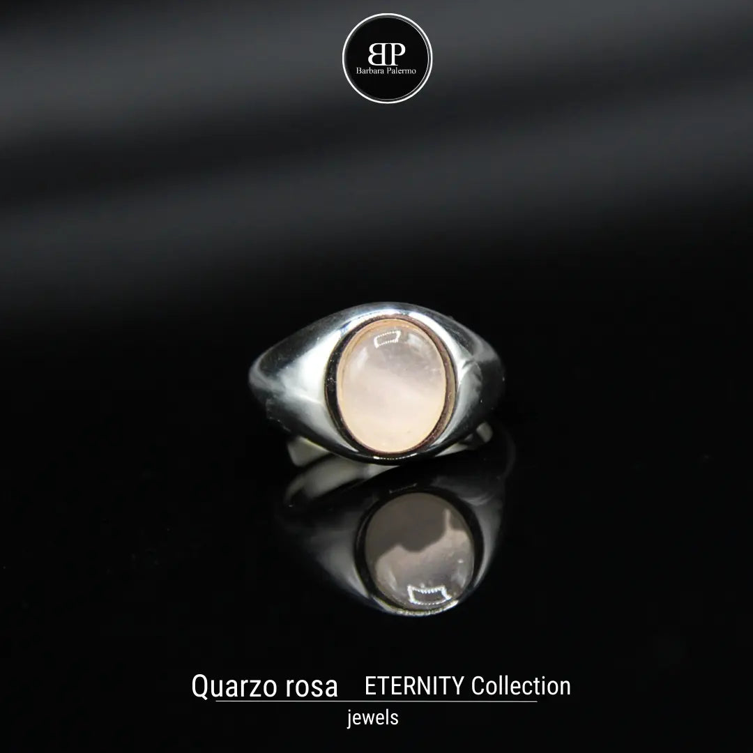 Ewigkeit: Rosenquarzring – Die Eleganz der Zartheit
