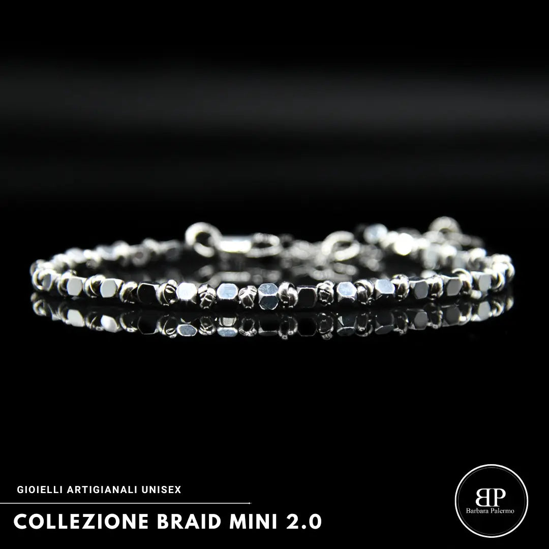 Braid Mini 2.0 Armband mit silbernen Hämatitwürfeln