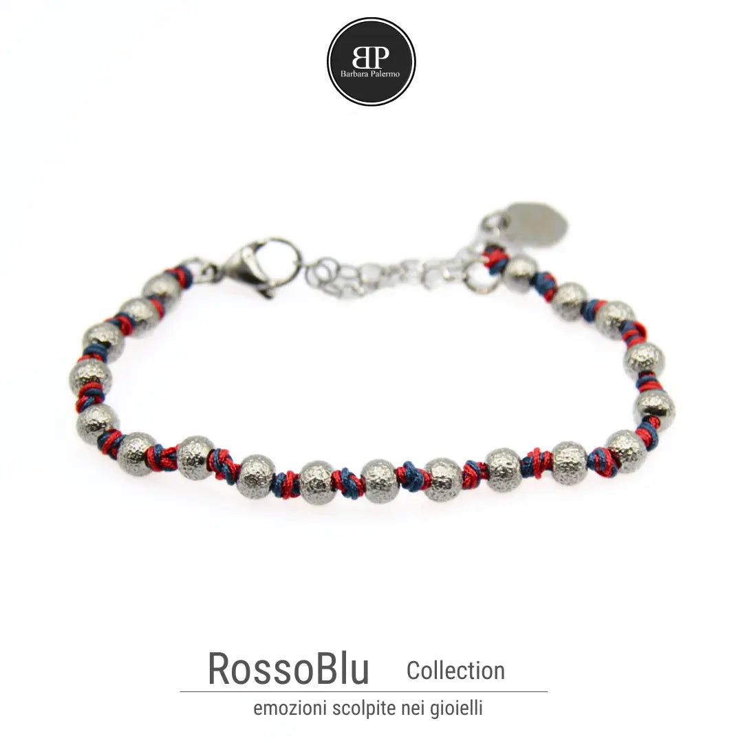 Bracciale RossoBlu con Sfere Martellate Fini in Acciaio – Passione e Stile per Tifosi