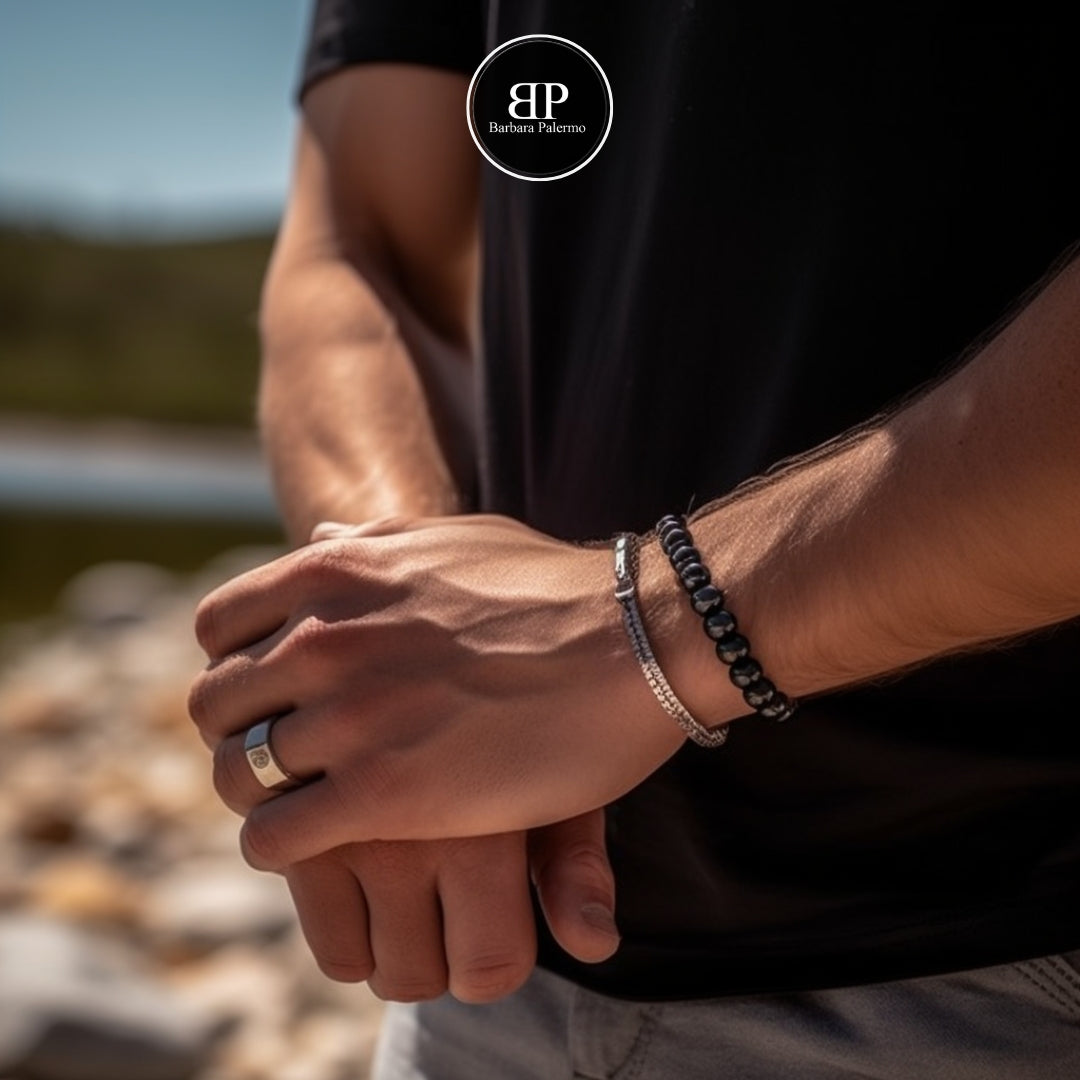 Steine: Armband aus schwarzem Onyx