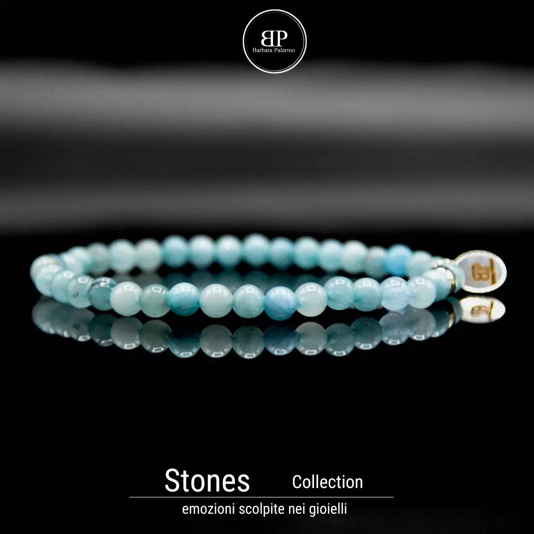 Armband mit schattierten blauen Achatsteinen