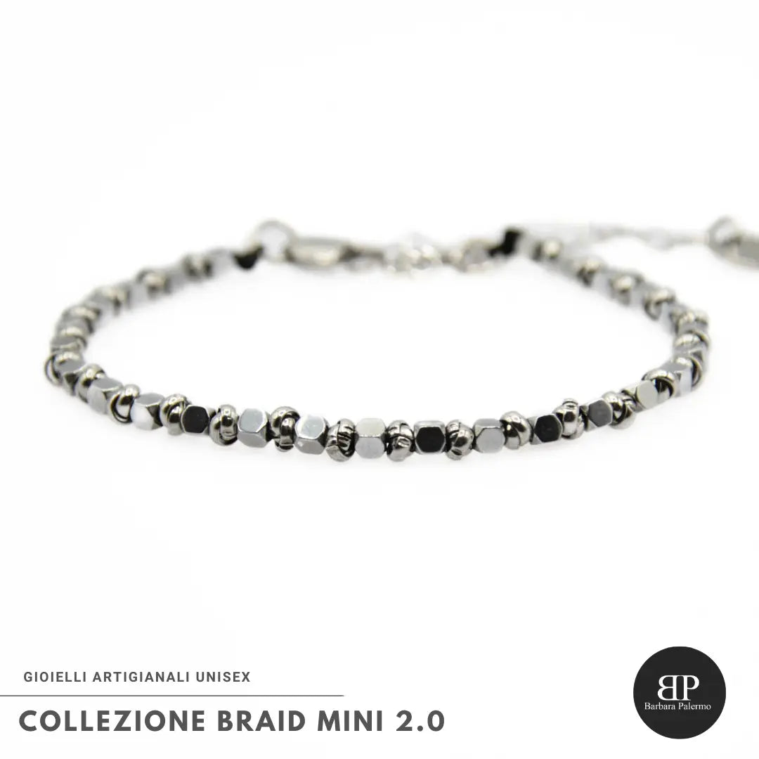 Braid Mini 2.0 Armband mit silbernen Hämatitwürfeln