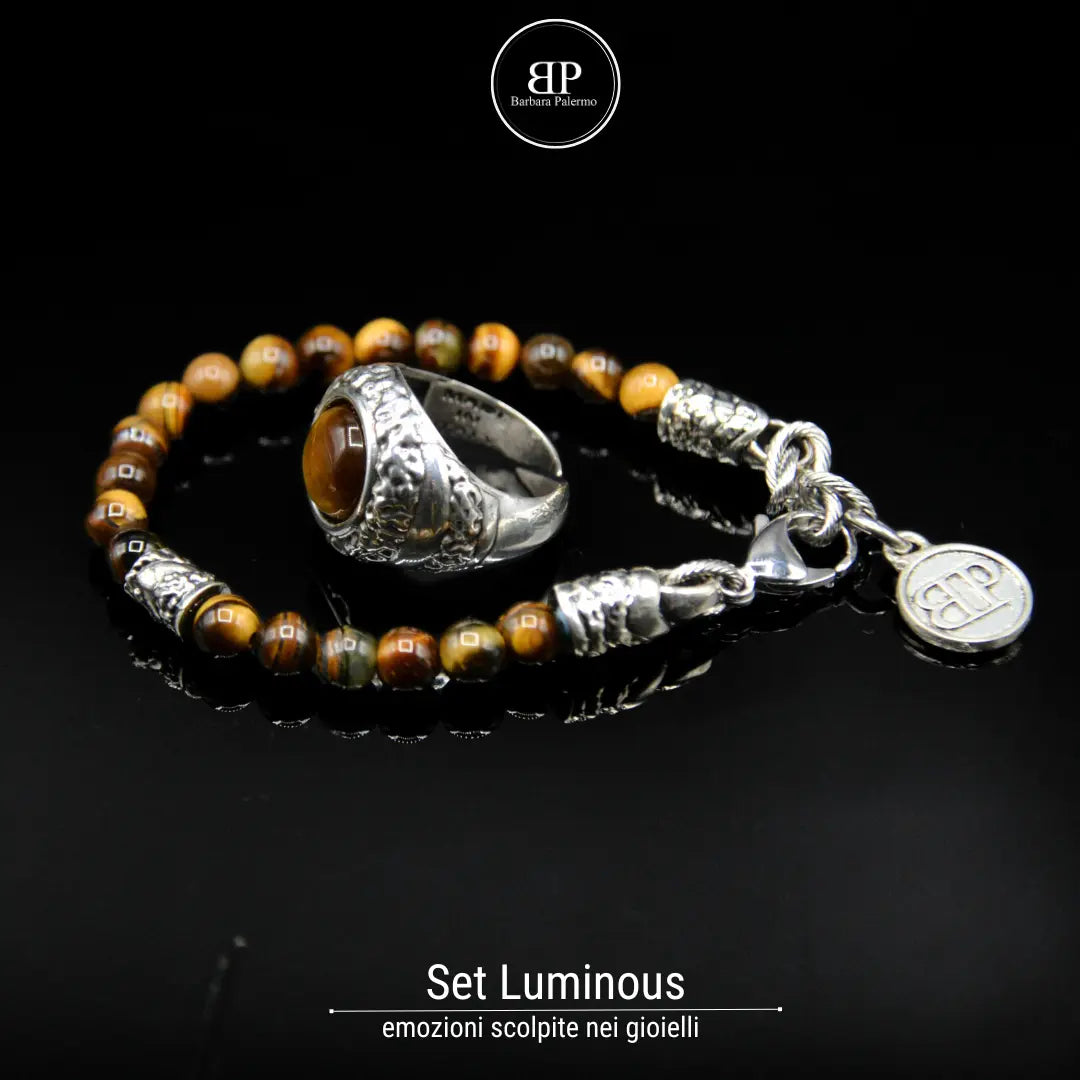 Set Luminous: Unione di Eleganza e Spirito Avventuroso