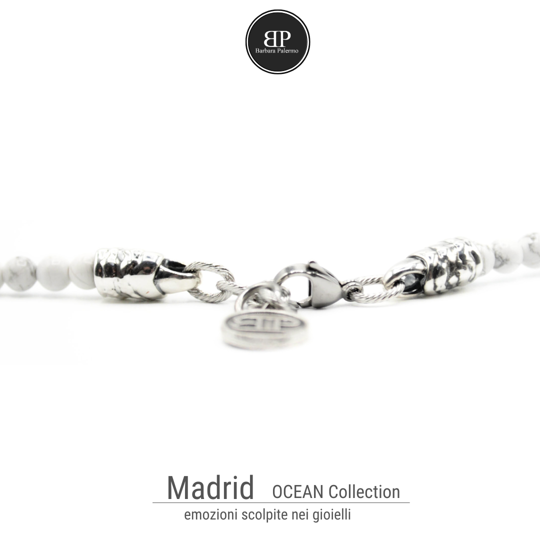 Madrid: L'Elegante Collana di Howlite e Occhio di Gatto