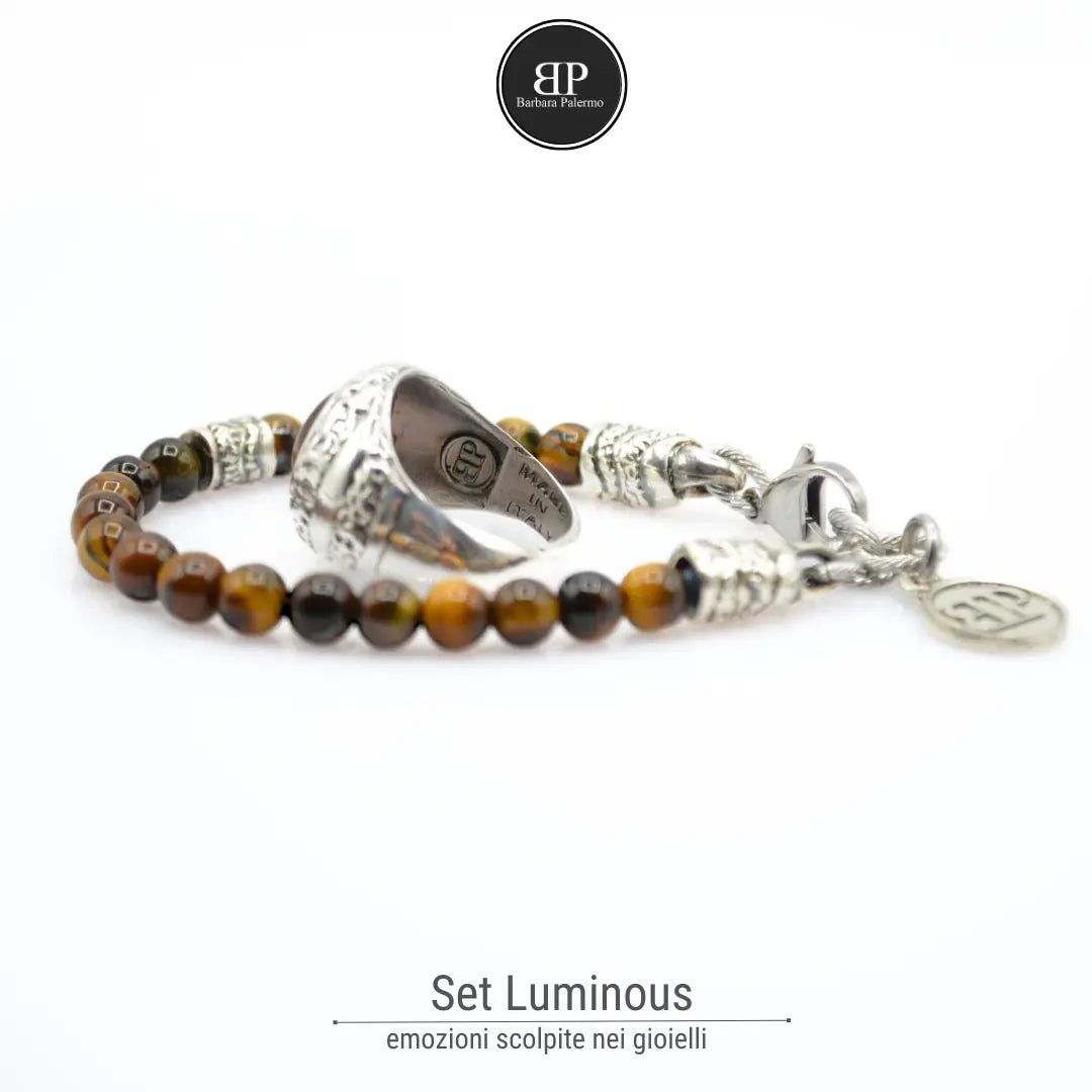 Set Luminous: Unione di Eleganza e Spirito Avventuroso