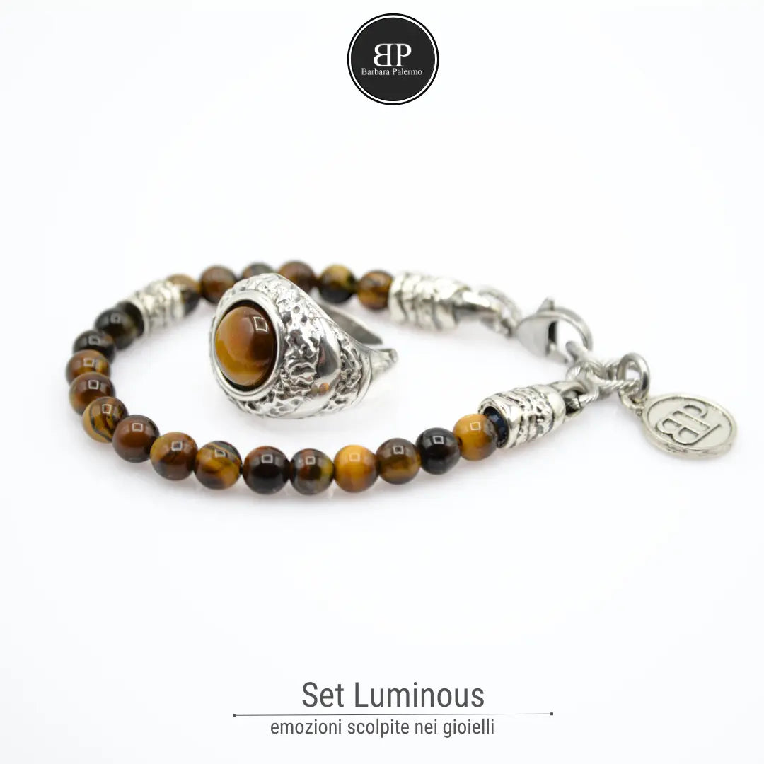 Set Luminous: Unione di Eleganza e Spirito Avventuroso
