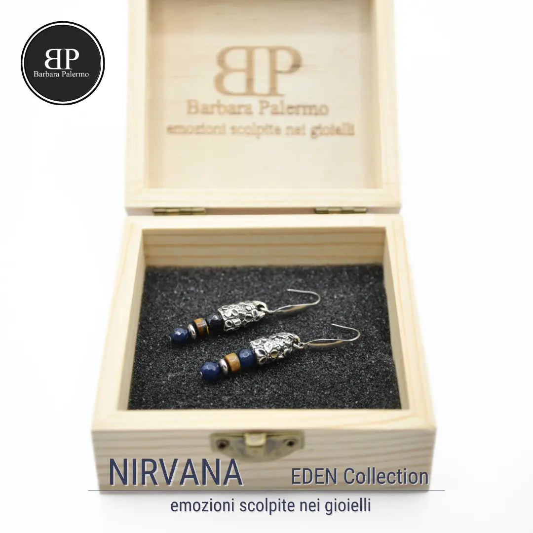 Nirvana Ohrringe: Harmonie in Blau und Silber