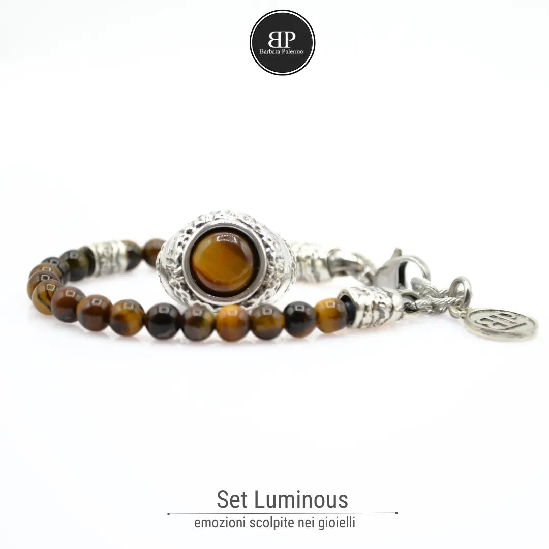 Set Luminous: Unione di Eleganza e Spirito Avventuroso