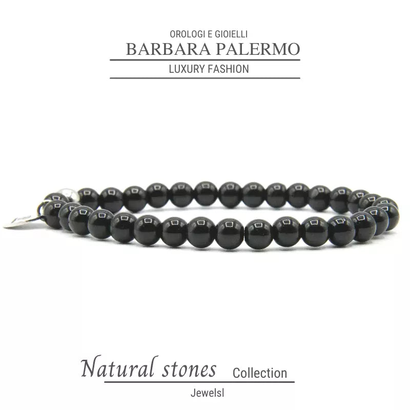 Steine: Armband aus schwarzem Onyx