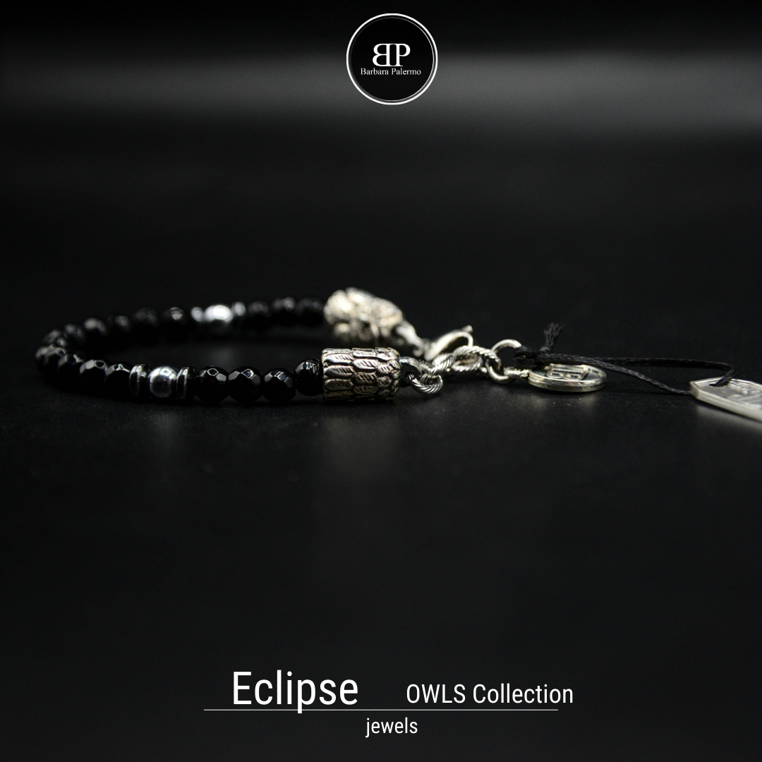 Eclipse-Armband – facettierter schwarzer Onyx und silberne Eule
