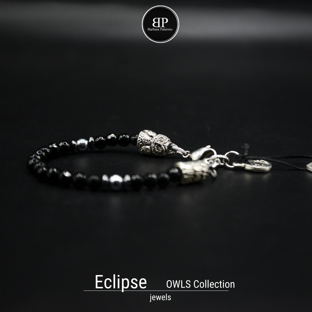 Eclipse-Armband – facettierter schwarzer Onyx und silberne Eule