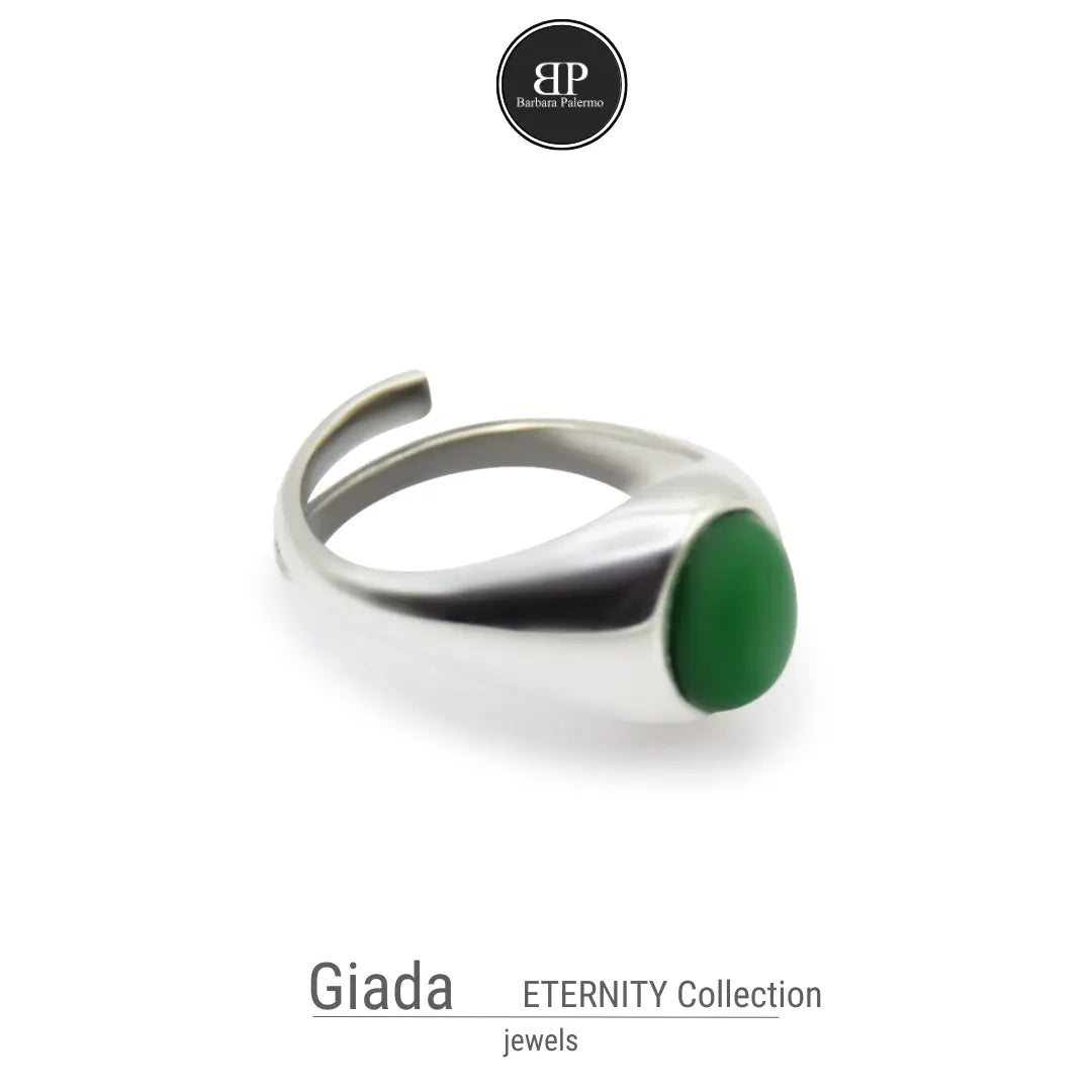 Anello Eternity con Giada Verde - Eleganza Senza Tempo