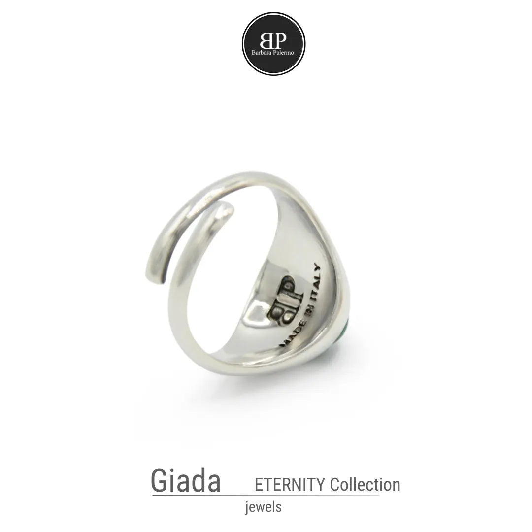 Anello Eternity con Giada Verde - Eleganza Senza Tempo