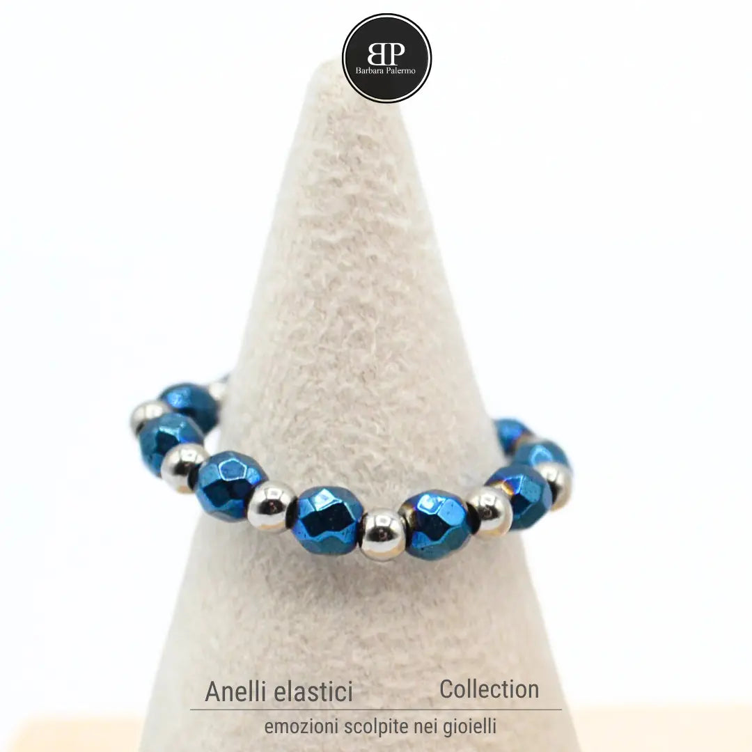 Anello Elastico con Ematite Blu Lucida Sfaccettata