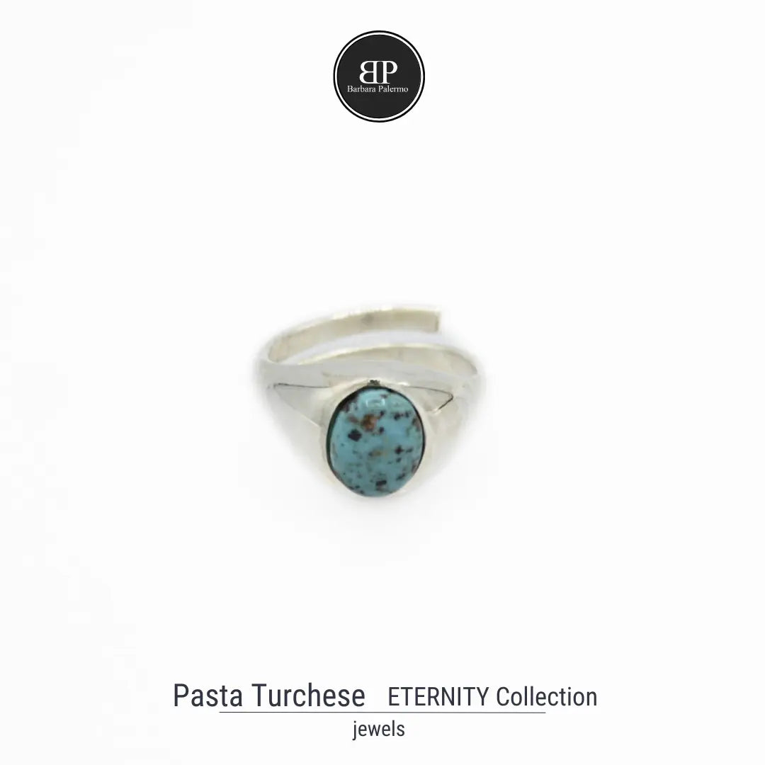 Eternity - Anello con Pasta Turchese: Un Simbolo di Fascino ed Eleganza