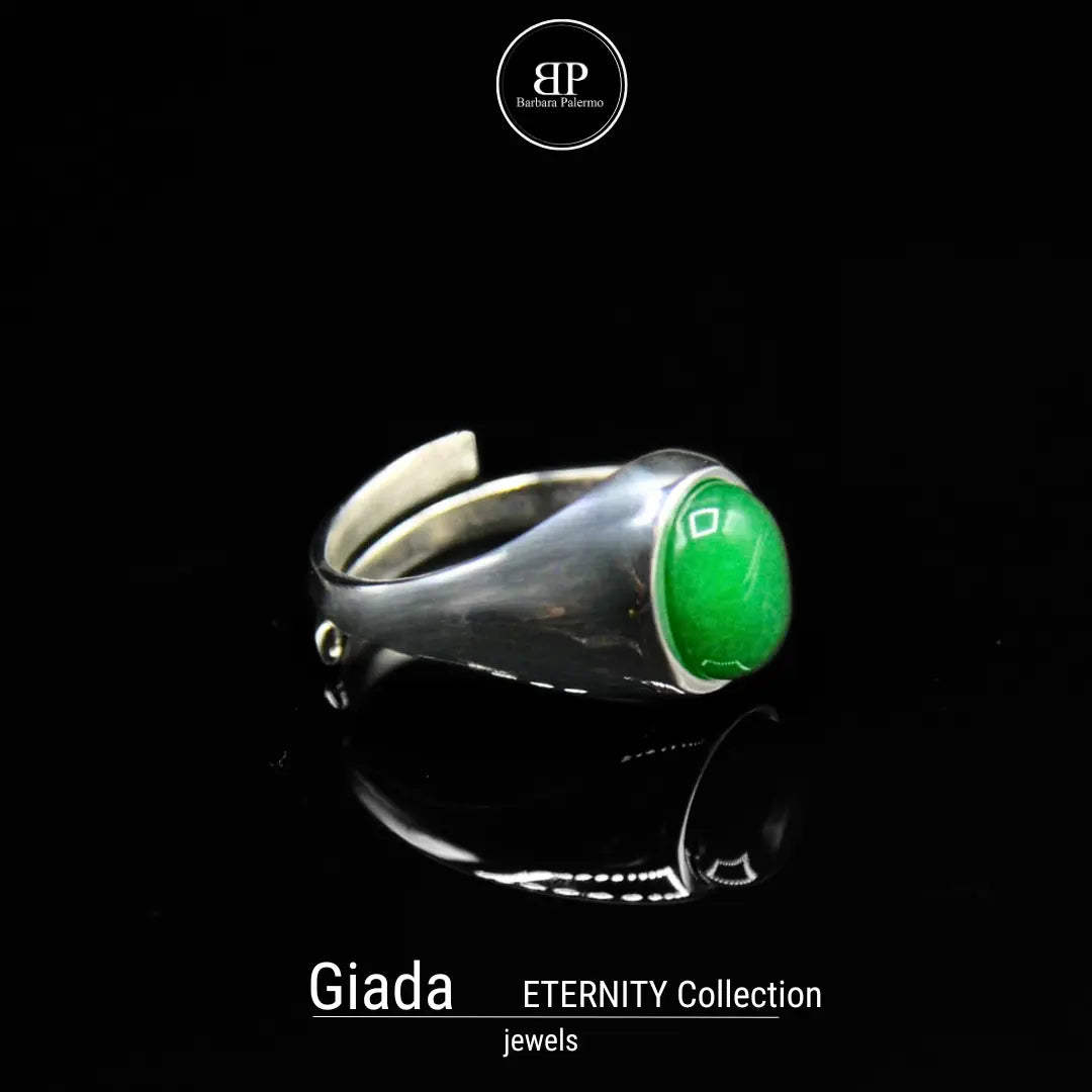 Anello Eternity con Giada Verde - Eleganza Senza Tempo