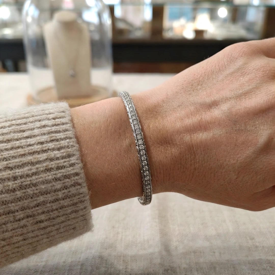 Tennisarmband aus Stahl mit titanbeschichteten schwarzen Zirkonia