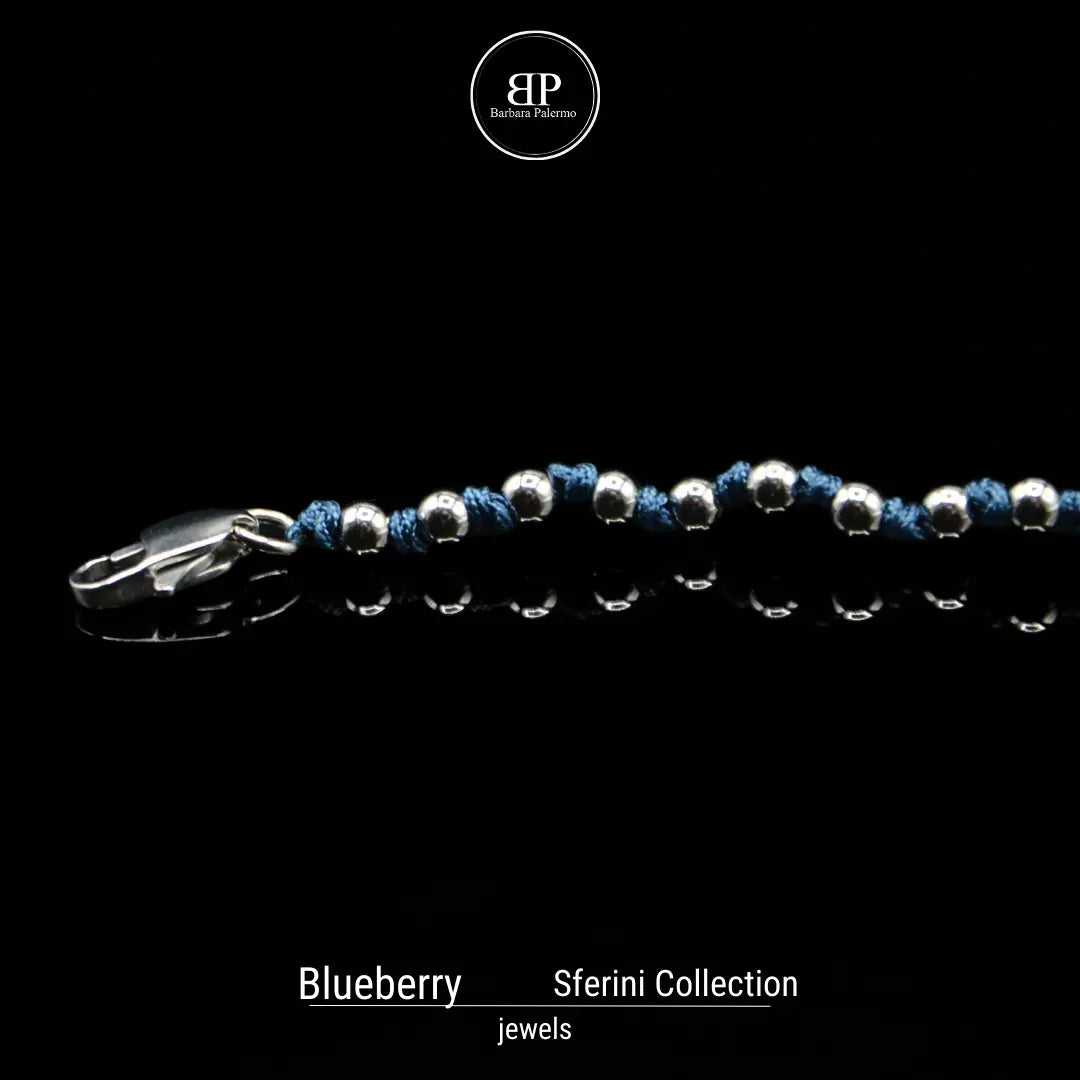 Blueberry - Bracciale della Collezione Sferini: Il Fascino del Mirtillo Blu