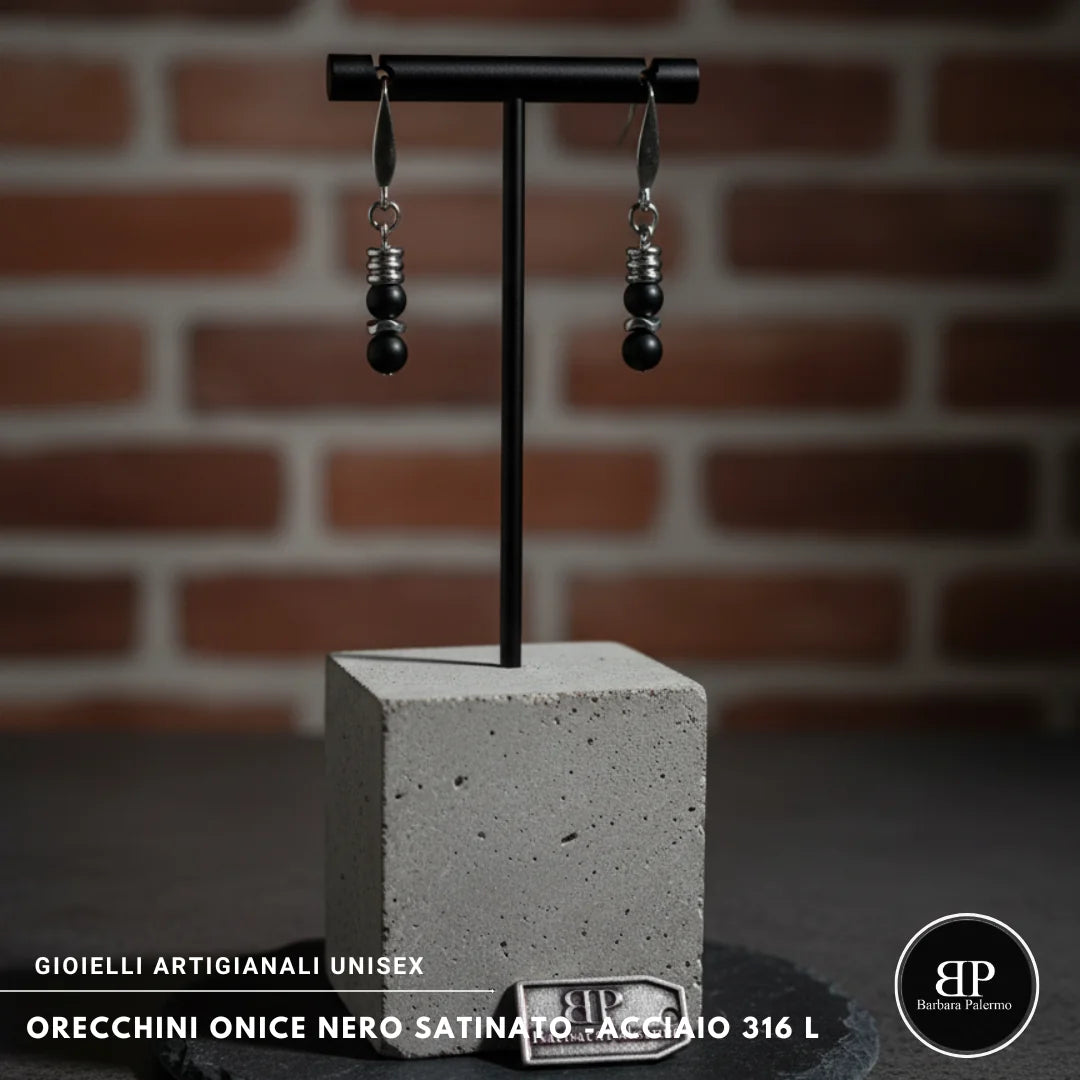 Orecchini in Onice Nero Satinato e Acciaio 316L