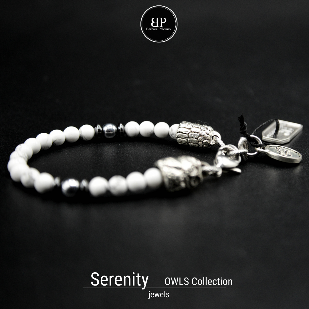 Serenity – Armband aus Howlith und Hämatit mit Eule